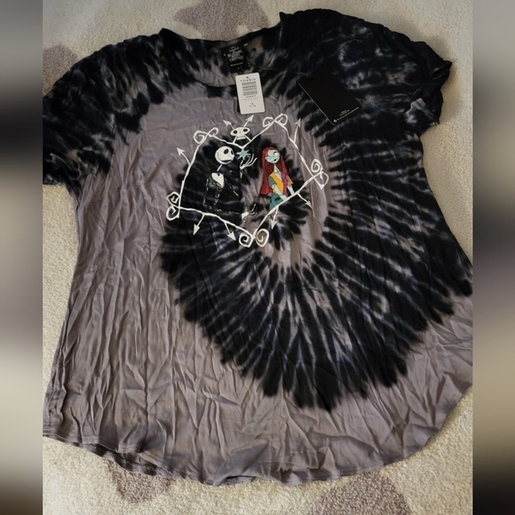 NWT Torrid Disney Nightmare Befoee Christmas Top Sz 1 - Picture 1 of 4